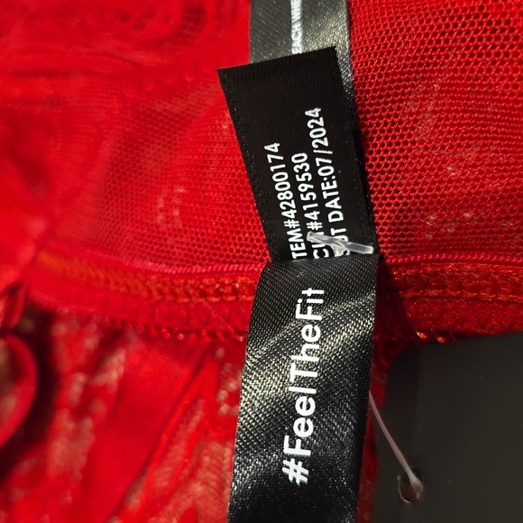 Torrid - Diamante Lace Wireless Bralette in Jester Red​​​​ - Picture 9 of 14
